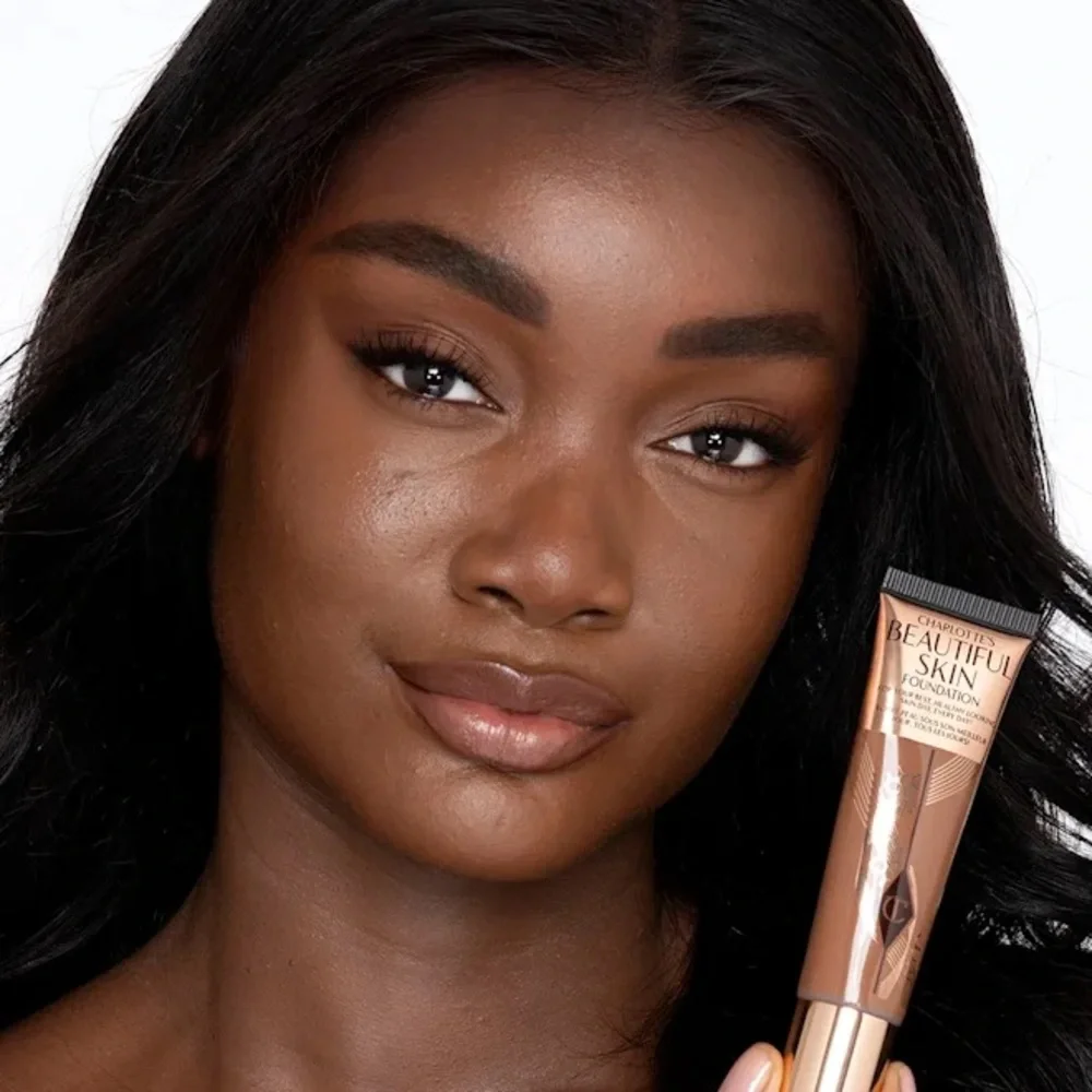 Charlotte Tilbury’15N’ BEAUTIFUL SKIN FOUNDATION